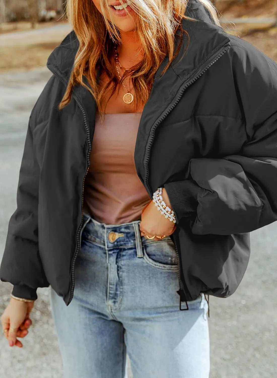 Dokotoo Womens Winter Cropped Puffer Jacket Full Zip Quilted Jackets Warm Coats with Pockets
