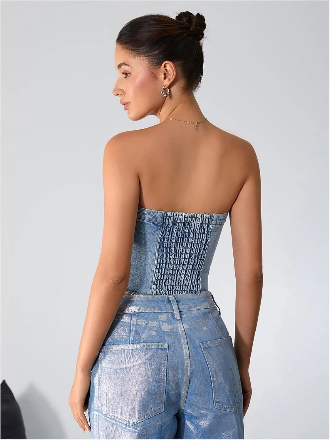 Milumia Women's Button Front Denim Tube Top Raw Hem Strapless Bandeau Jean Tops