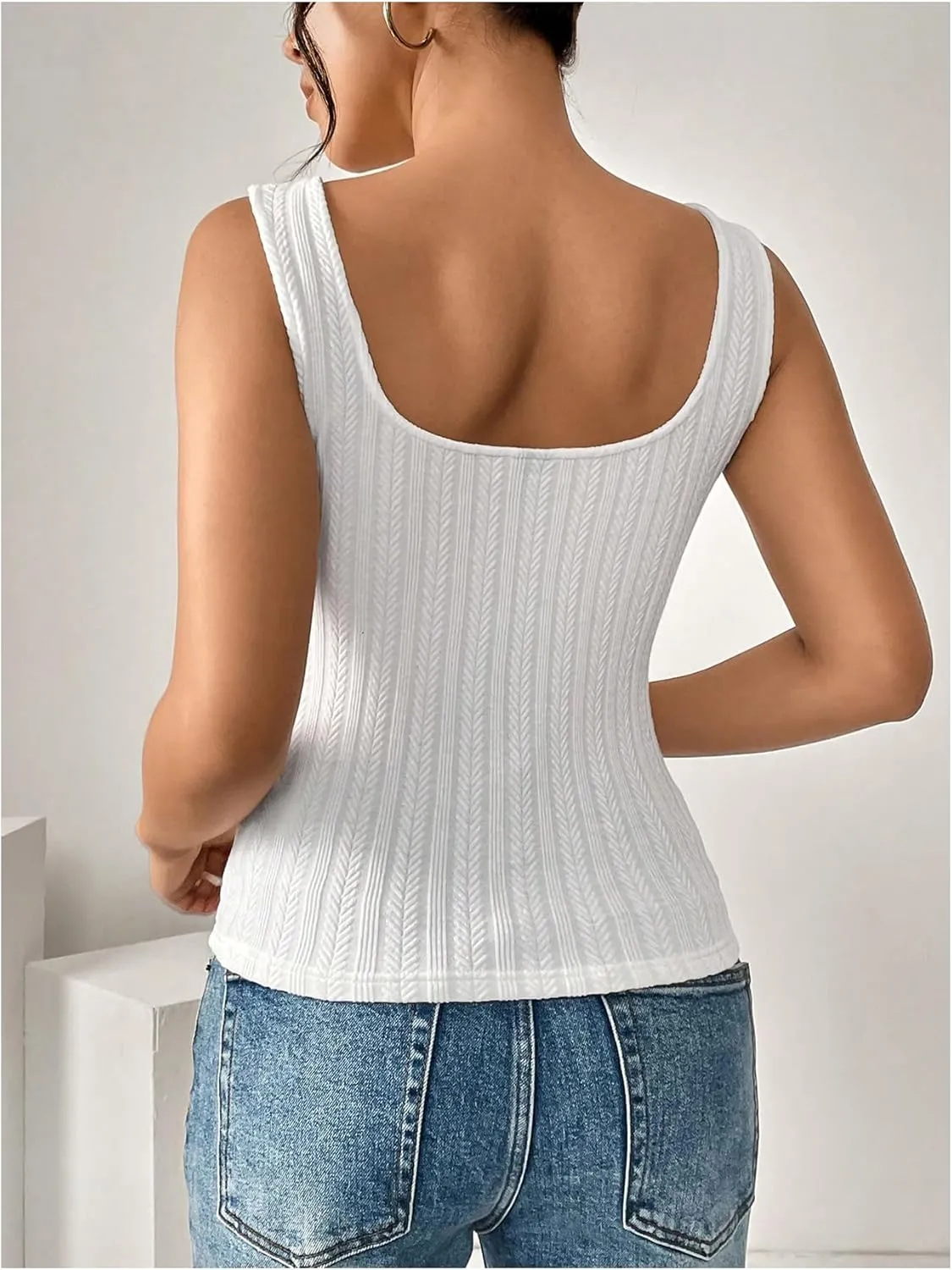 SweatyRocks Women's Sleeveless Vest Button Front Crop Tank Top Ribbed Knit Belly Shirt
