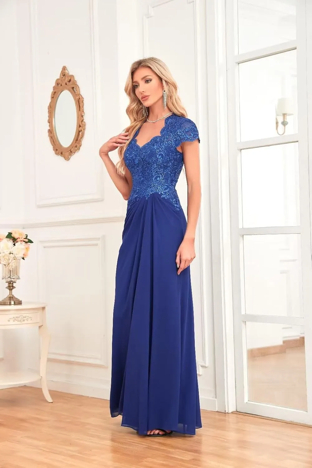 V Neck Bridesmaid Dresses Lace Appliques Beaded Mother of The Bride Dress Chiffon Formal Dress with Pockets UU34