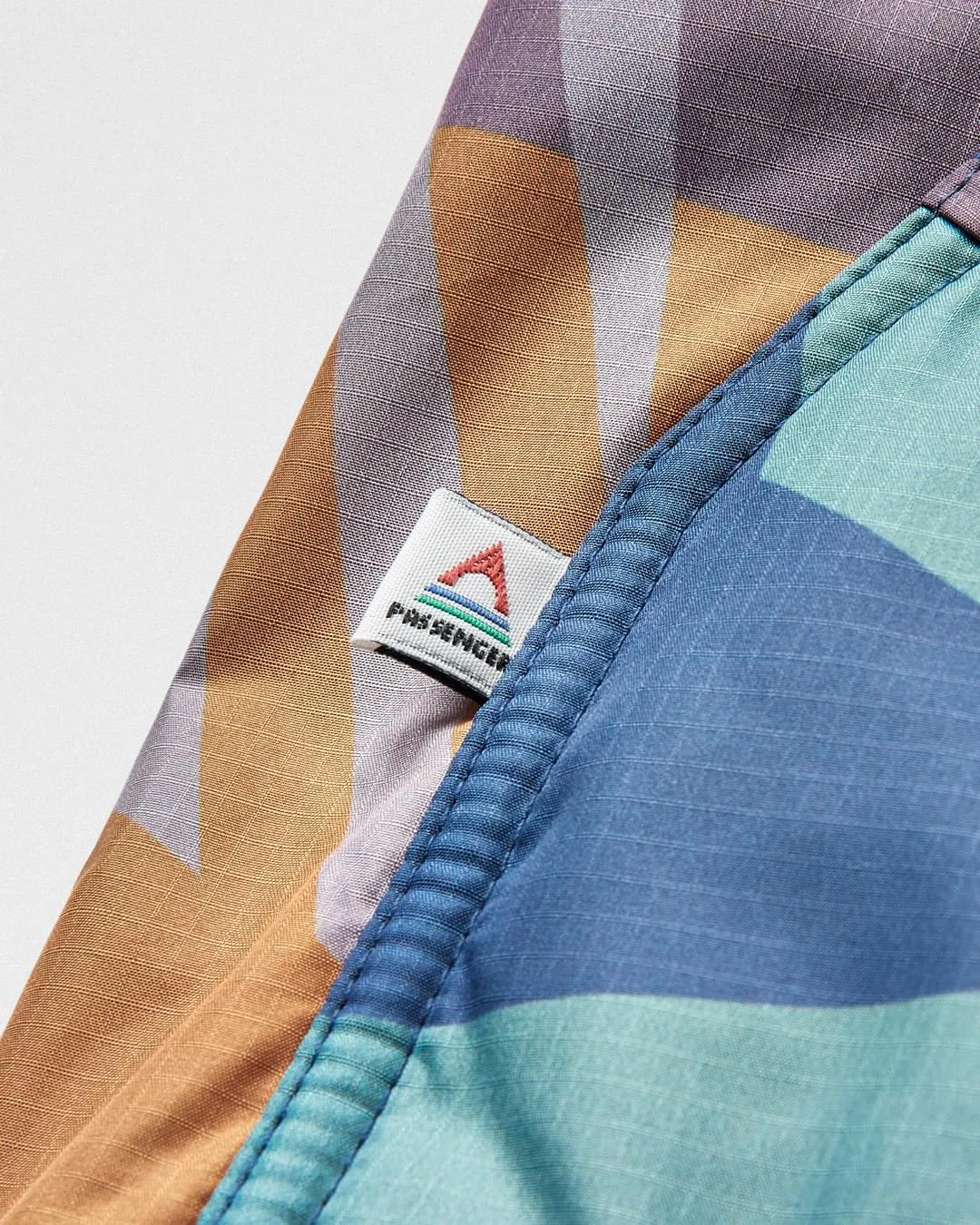Waves Recycled Sherpa-Lined Changing Robe - Deep Blue Camo Pattern