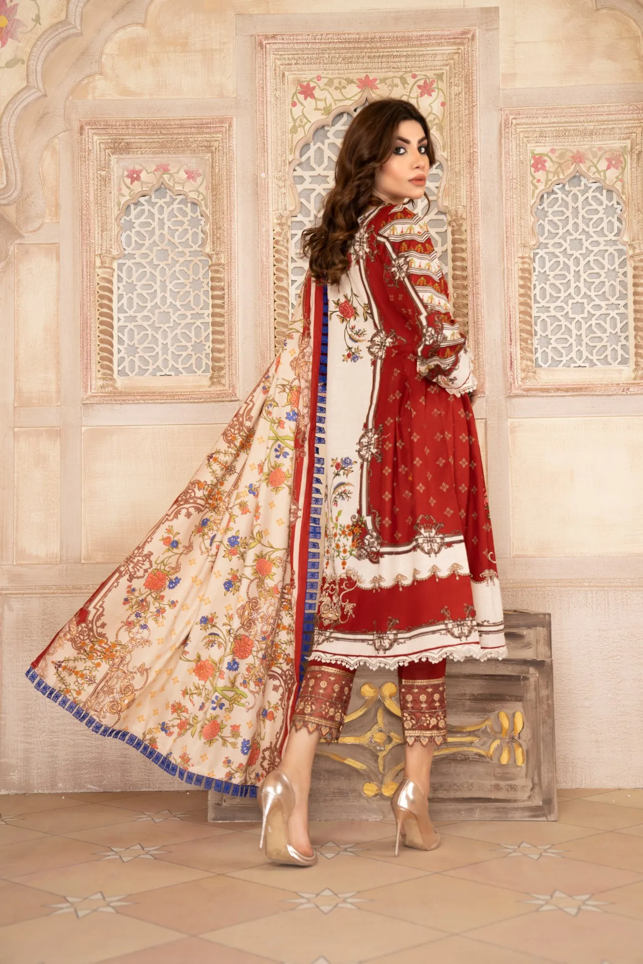 Wool Shawl with Khadar Embroidered Dress by Aabpara 02